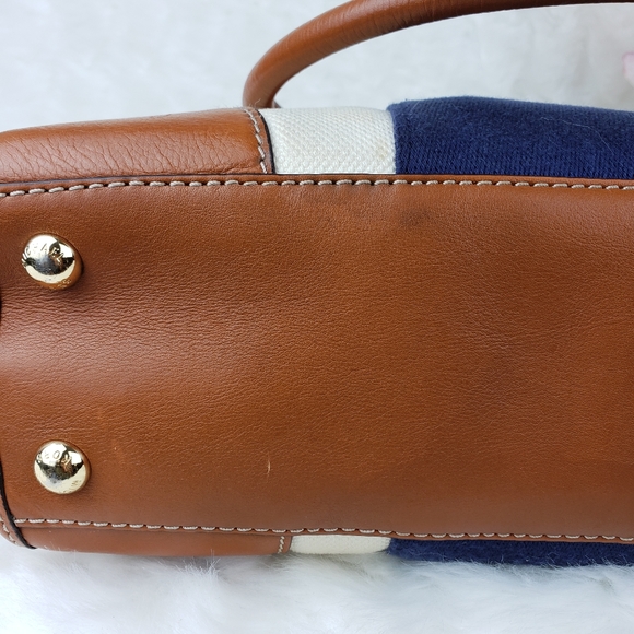 Michael Kors Hamilton Tote - Picture 9 of 15